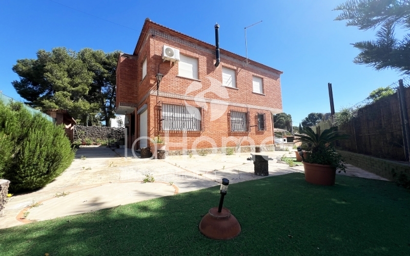 CHALET INDEPENDIENTE EN VENTA EN LA CAÑADA, PATERNA